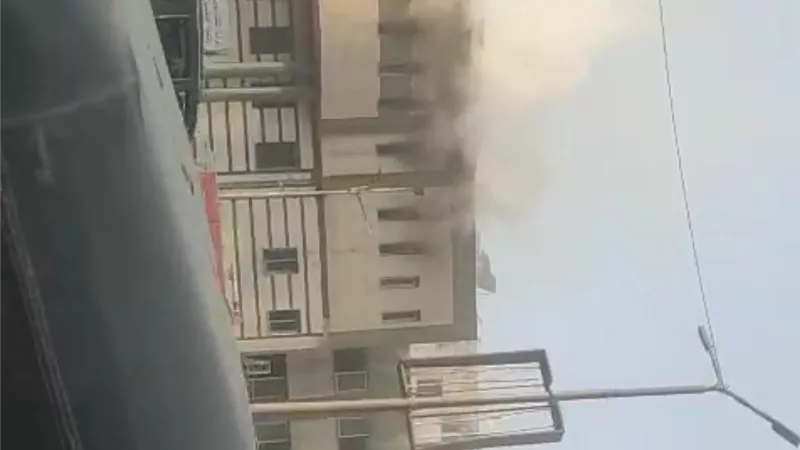 السيطرة على حريق محدود بمبنى حي شرق شبرا الخيمة بالقليوبية