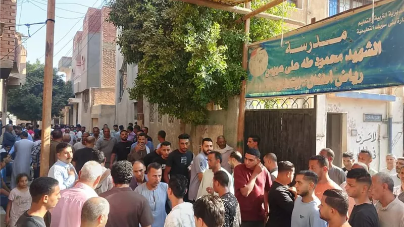 توافد الناخبين على لجان الاقتراع بانتخابات مجلس الشيوخ ببني سويف 