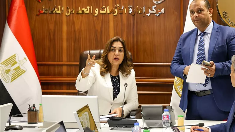 وزيرة التنمية المحلية تؤكد على أهمية تذليل أي عقبات تواجه المواطنين بالانتخابات