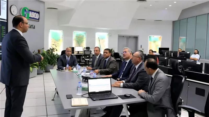 وزير البترول يطمئن علي تأمين تدفقات الغاز لمحطات الكهرباء وقطاعات الاستهلاك مع ارتفاع الحرارة
