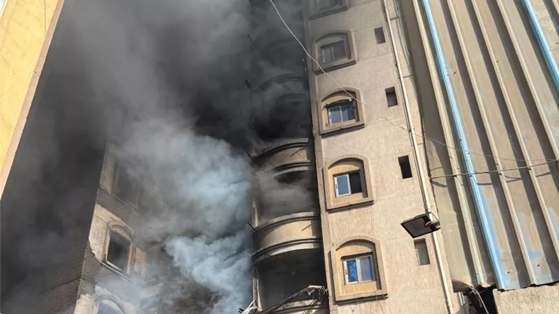 تحرك عاجل من محافظ القاهرة بعد حريق مخزن خردة ببولاق أبو العلا