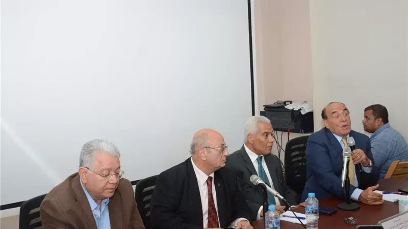 في ندوة فكرية.. اللواء سمير فرج: 