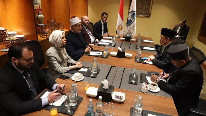 مفتي الجمهورية يبحث تعزيز التعاون الإفتائي مع سلطنة بروناي