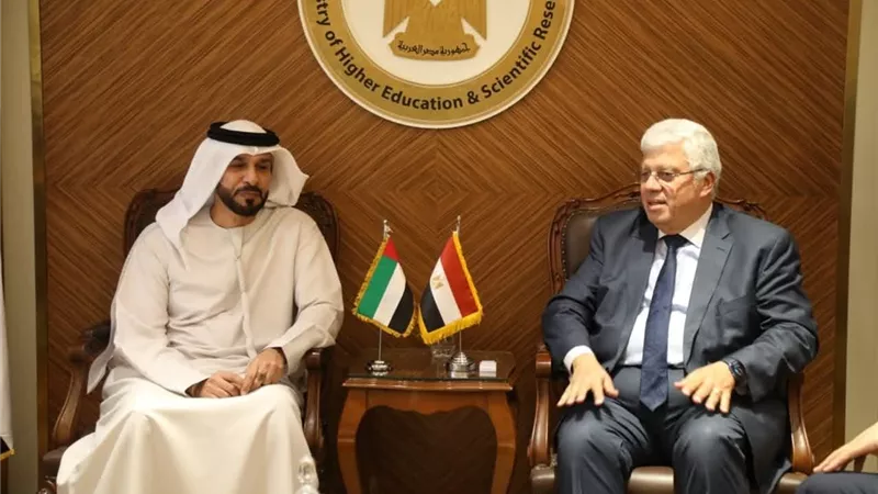 وزير التعليم العالي يبحث تعزيز التعاون مع الإمارات ويتابع تنفيذ فرع جامعة الإسكندرية بأبوظبي