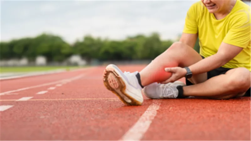ألم العضلات بعد التمارين.. طبيعي أم مؤشر لمشكلة صحية؟