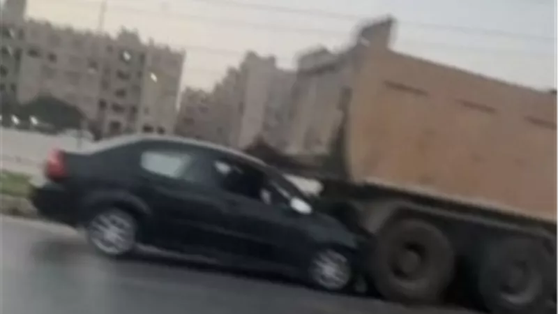 قبل المحاكمة.. سائق التريلا يكشف تفاصيل حادث مطاردة فتاتين بطريق الواحات