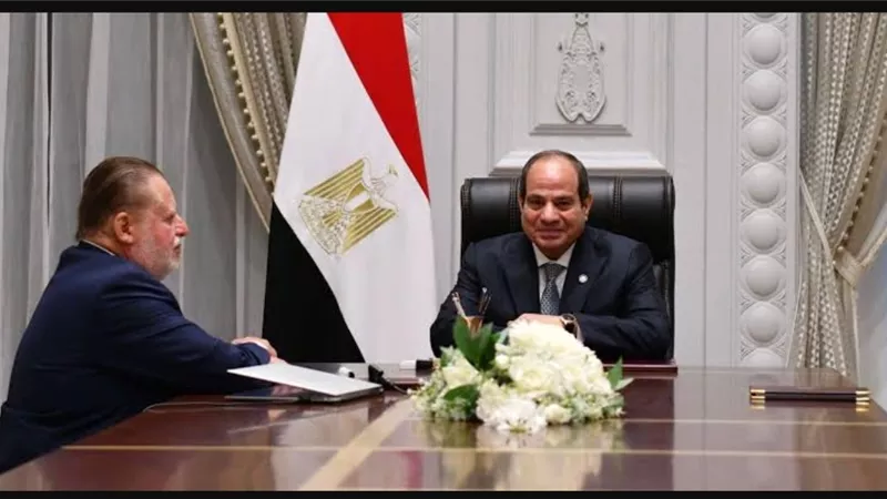 السيسي يبحث مع محافظ البنك المركزي جهود السيطرة على التضخم ودعم الاحتياطي الأجنبي