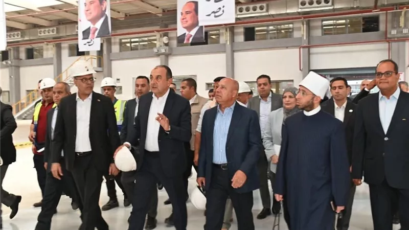 الوزير: شركة النصر للسيارات قلعة عريقة من قلاع الصناعة المصرية