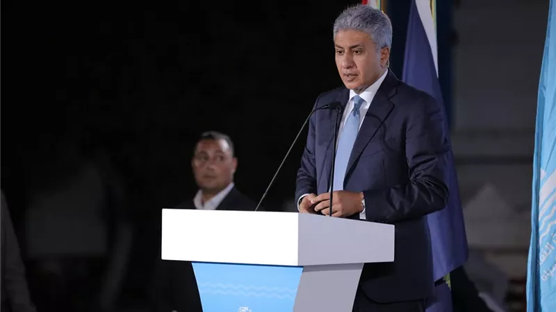 وزير السياحة يفتتح معرض 