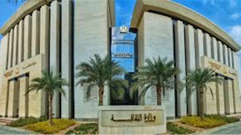 وزير الثقافة يطلق مبادرة 