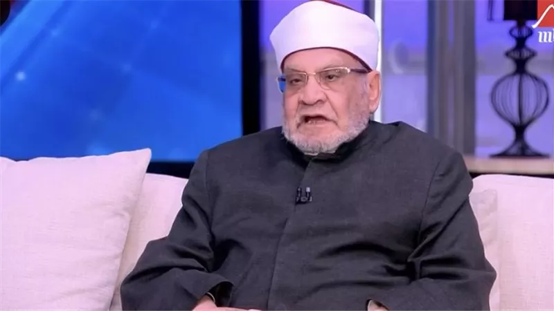 الأزهر يحذر: تصوير الزوجة أثناء العلاقة فعل مشين وخطوة شيطانية