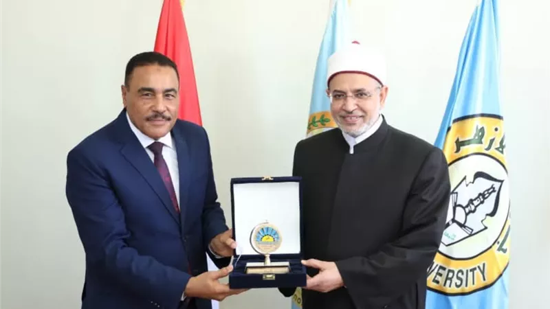 محافظ مطروح: كلية الأزهر للبنات نواة لجامعة متكاملة بالمحافظة
