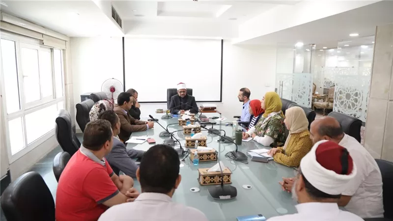 خالد الجندي يبحث خطط تطوير إدارة البحوث لتعزيز دور الأزهر عالميًا