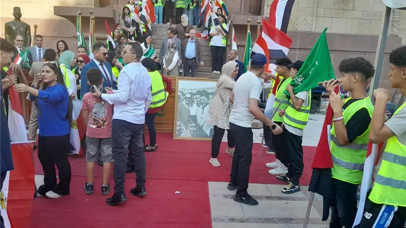 بدء توافد الوفديين على ضريح سعد زغلول لاحياء ذكرى رحيل زعماء الوفد