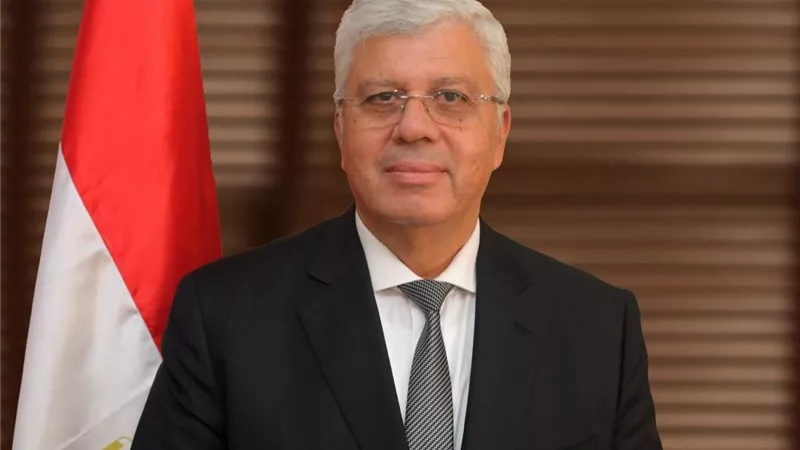وزير التعليم العالي يوجه بحل مشكلة الطالبة عائشة أحمد وإتاحة إعادة ترتيب رغباتها