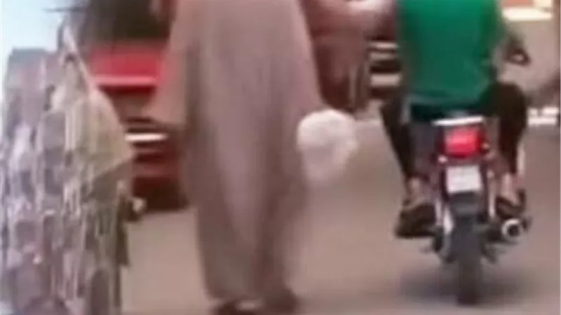 القفا رجع لأصحابه.. تفاصيل القبض على 3 متهمين بصفع المواطنين في روض الفرج