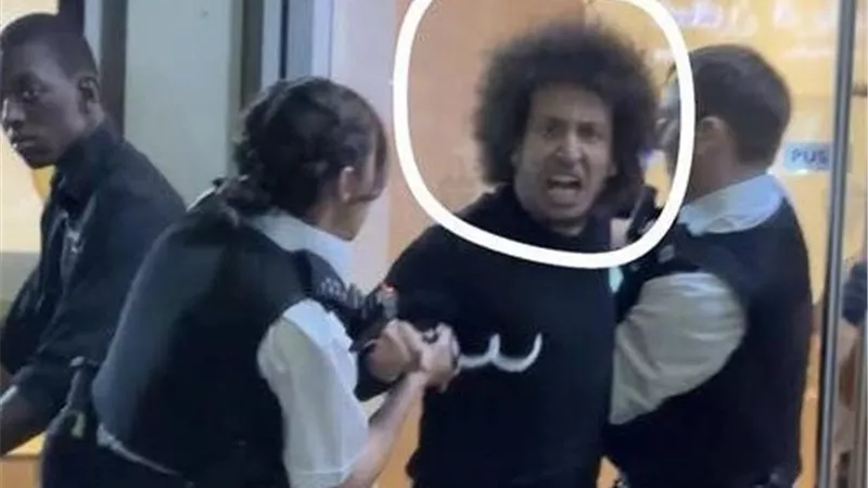 أحزاب سياسية تطالب بالإفراج عن 