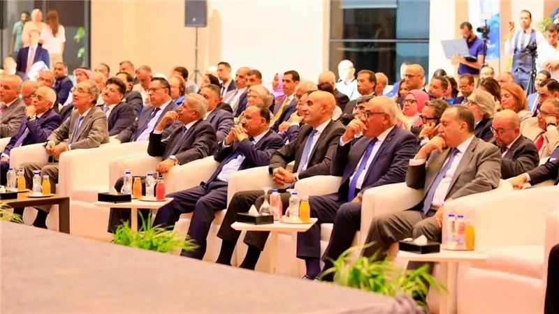 وزير التعليم: نستلهم أفضل الممارسات العالمية لتدريس مناهج الذكاء الاصطناعي بالمدارس