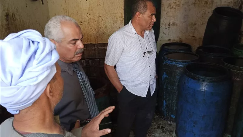  حملة تموينية كبرى تضبط زيوت فاسدة ومخالفات تضر بصحة المواطنين بالمنيا