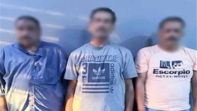 ضبط 3 عناصر جنائية لانتحالهم صفة موظفين بشركة الكهرباء للنصب على المواطنين بالقاهرة