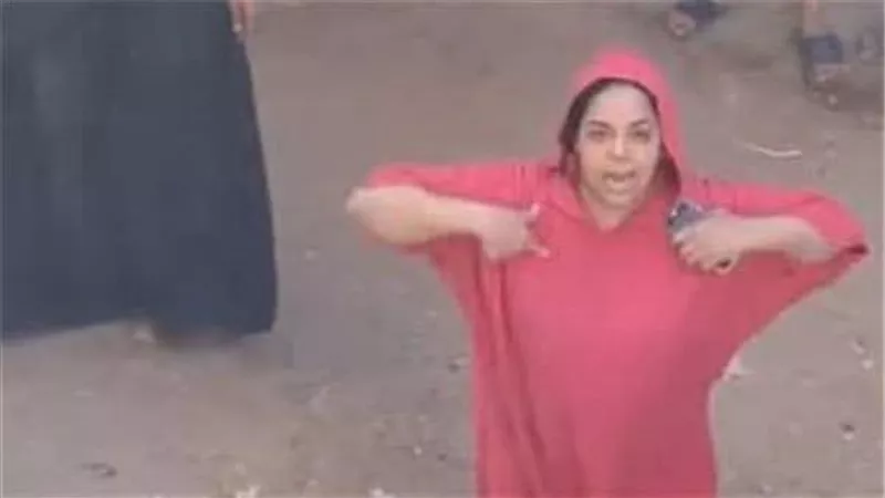 القبض على سيدة المرج بطلة فيديو 