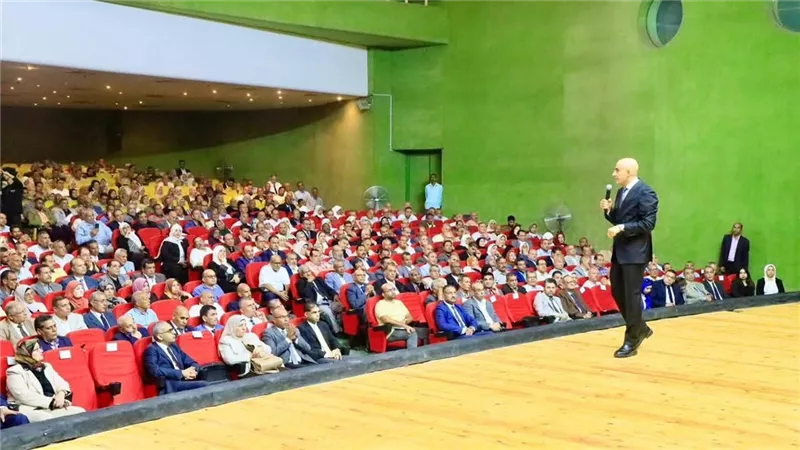 وزير التعليم: لن تكون هناك تعقيدات في دراسة مواد البكالوريا المصرية 