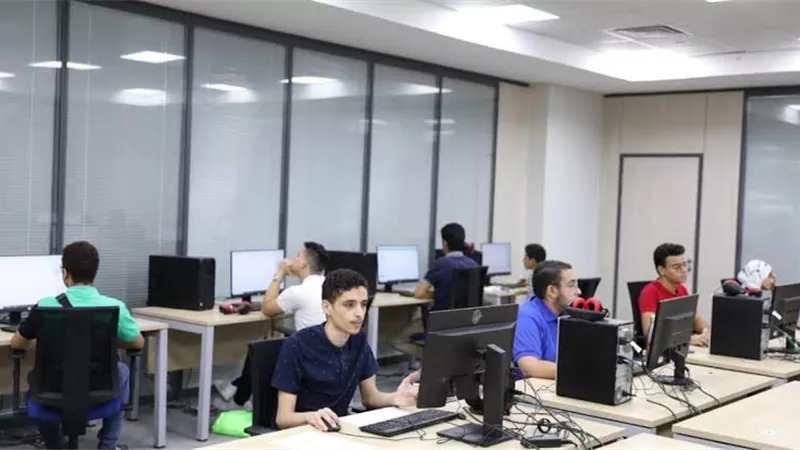 لتخفيف معاناة الأسر.. تحرك برلماني عاجل لإعادة النظر في تنسيق الثانوية العامة