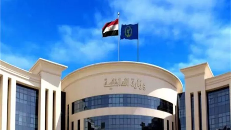 من حصيلة تجارة المخدرات.. الداخلية تسقط عصابة غسيل أموال بـ40 مليون جنيه 