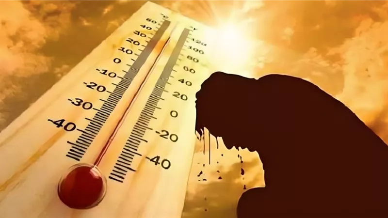 شديد الحرارة واضطراب في الملاحة.. الأرصاد تكشف حالة الطقس اليوم الثلاثاء
