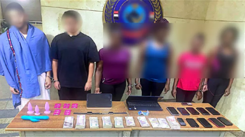 الداخلية تضبط أخطر شبكة تديرها سيدة لممارسة الأعمال المنافية للآداب في قصر النيل