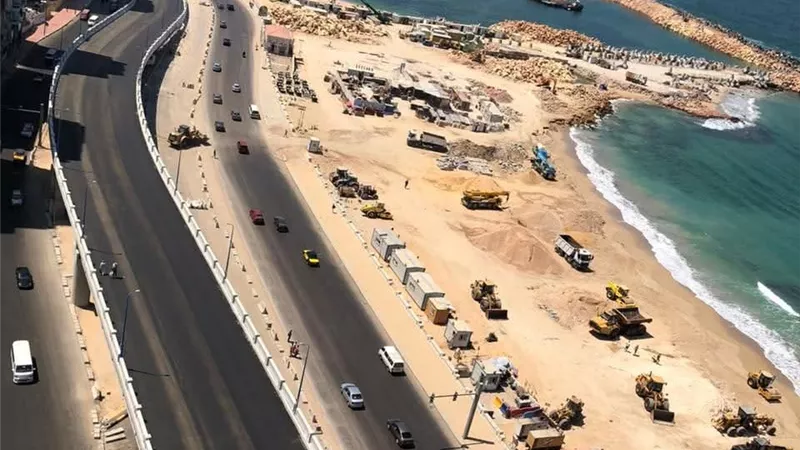 تشغيل تجريبي لكوبري محمد نجيب ضمن أعمال توسعة كورنيش الإسكندرية
