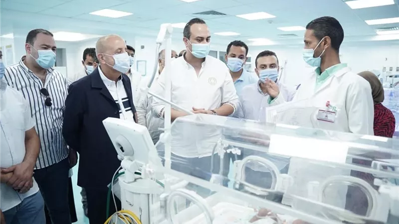 افتتاح وحدة علاج الأورام ووحدتي عناية القلب والأطفال المبتسرين بمستشفى الكرنك الدولي بالأقصر 