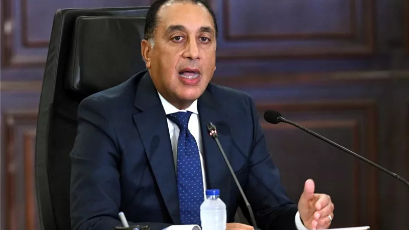 خلال أغسطس الماضى.. رئيس الوزراء يتابع جهود منظومة الشكاوى الحكومية 