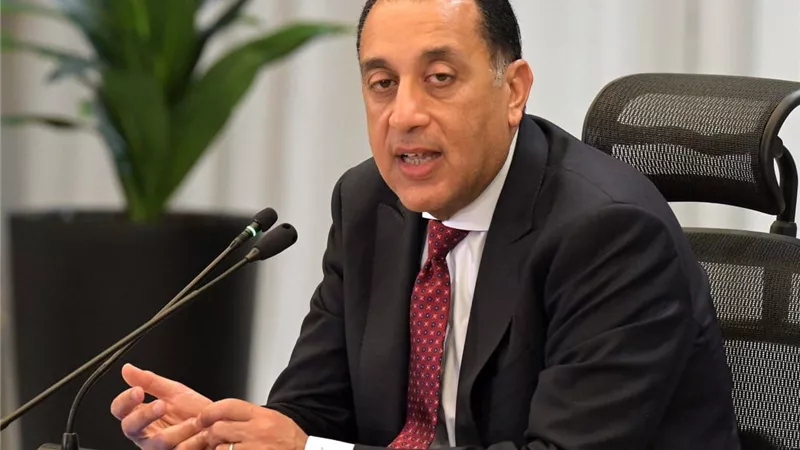  رئيس الوزراء: لا يوجد زيادات في أسعار الكهرباء 