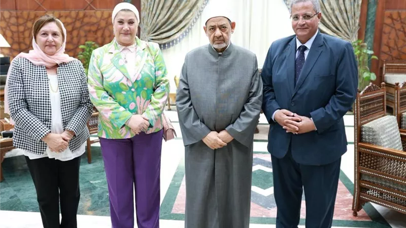 شيخ الأزهر يبحث مع القومي للطفولة التعاون في حماية حقوق الأطفال