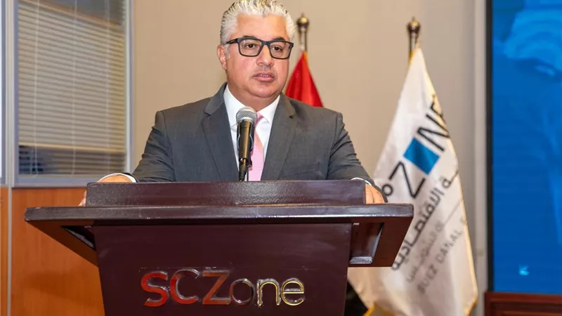 رئيس المنطقة الاقتصادية لقناة السويس يستقبل رئيس التمثيل التجاري لتعزيز الاستثمارات الأجنبية