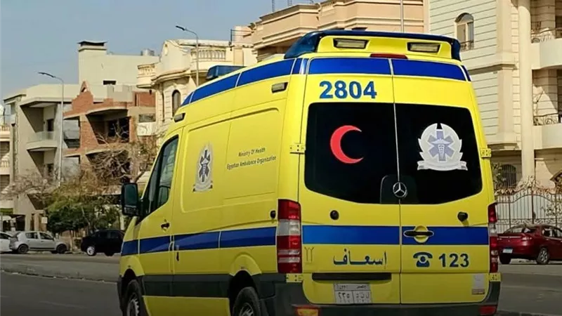 إصابة 19 شخصًا باشتباه تسمم غذائي في الإسكندرية وغلق المطعم