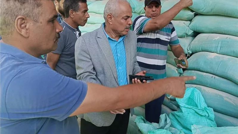 تموين المنيا يحرر 138 مخالفة ويضبط دقيقًا ولحومًا غير صالحة للاستهلاك