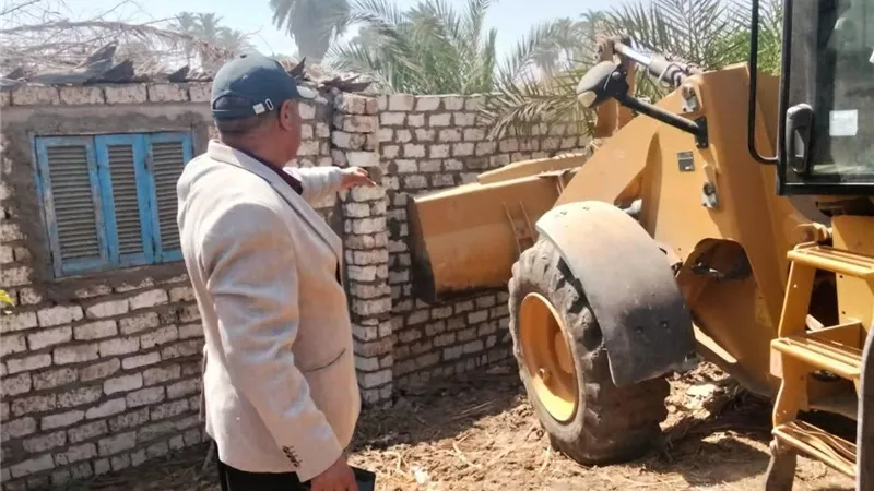 المنيا تزيل 387 حالة تعدٍ ضمن الموجة الـ27 لإزالة المخالفات