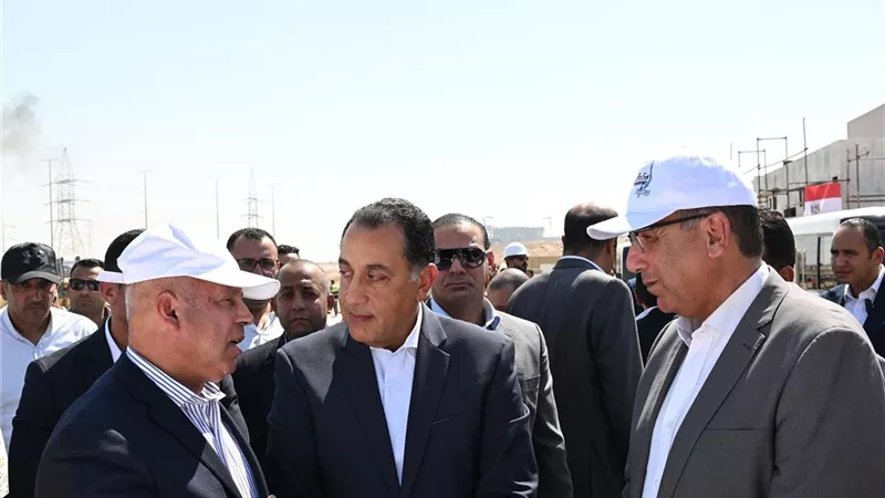 الوزير: مشروع الأتوبيس الترددي يساهم في ربط شرق العاصمة بغربها