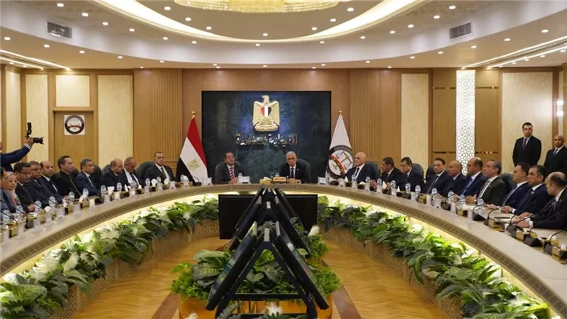 وزير المالية في مكتب النائب العام لأول مرة.. ما القصة؟