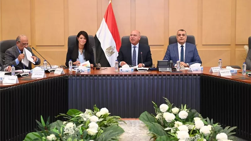 كامل الوزير: التوسع في صناعات الحديد و28 فرصة استثمارية جديدة لدعم الصناعة