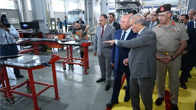 النقل: لا نية لغلق المصانع القائمة داخل الأحوزة العمرانية مع إلزام المصانع بخطط تصحيحية لتجديد تراخيصها