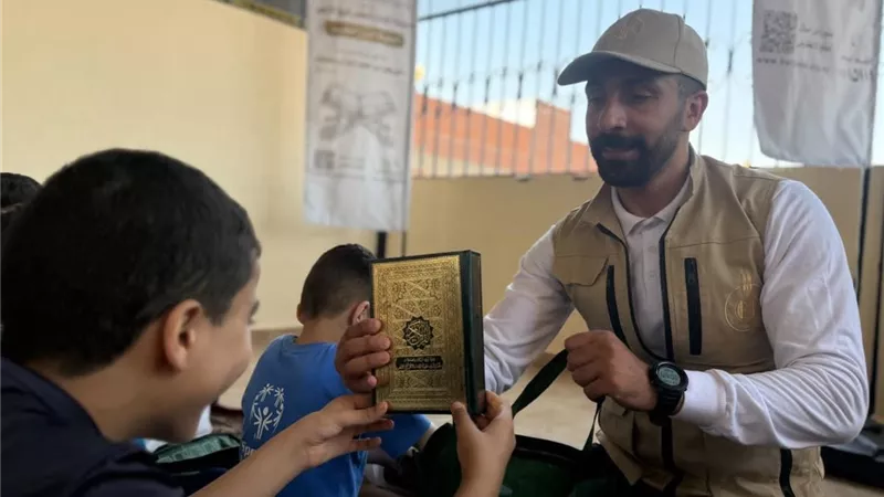 «بيت الزكاة والصدقات» ينتهي من دعم 10 آلاف حافظ للقرآن في الدقهلية وبني سويف 
