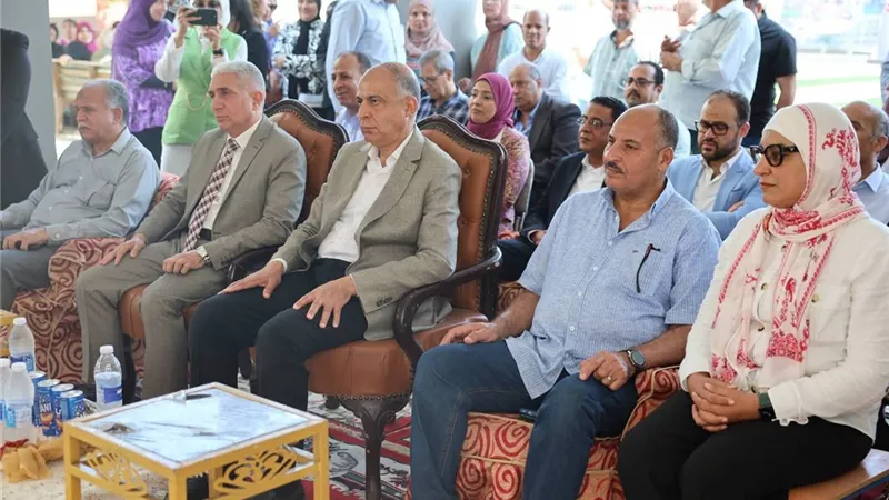 افتتاح الصيانة الشاملة لمدرسة التجريبية 2 بالمنيا ضمن برنامج 