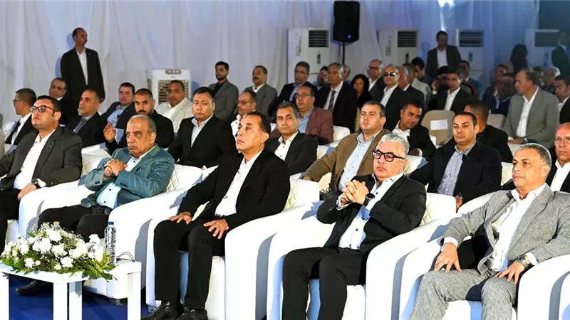 مدبولي يشهد احتفالية افتتاح مشروعات صناعية وتنموية بالقنطرة غرب