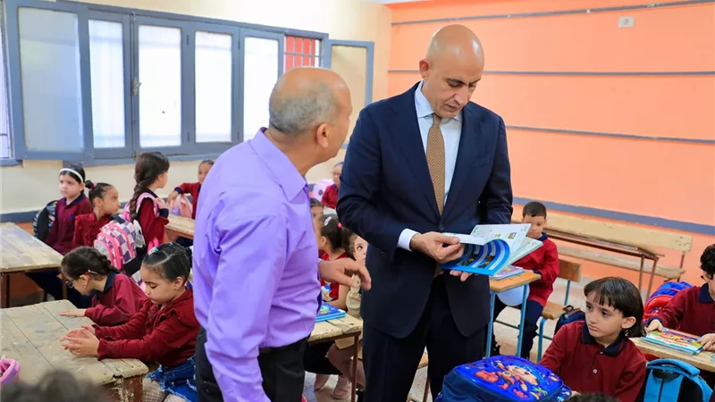 وزير التعليم يوجه بتطبيق المناهج الحديثة على الوجه الأمثل