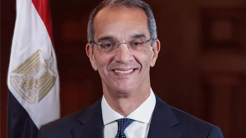  وزير الاتصالات يغادر إلى الولايات المتحدة الأمريكية لبحث التعاون مع الشركات الأمريكية 