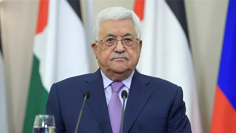 محمود عباس يتسلم من القنصل العام البريطاني رسالة خطية تتضمن اعتراف بريطانيا بدولة فلسطين