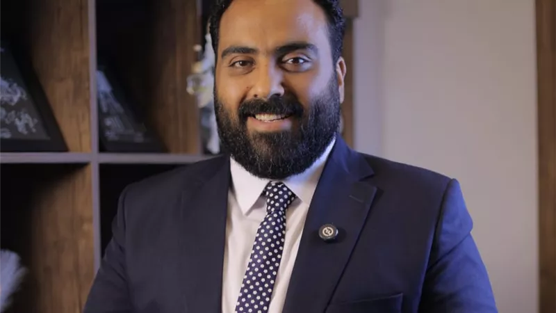 ببرنامج مختلف.. رائف راضي أصغر مرشح لخوض انتخابات 2025